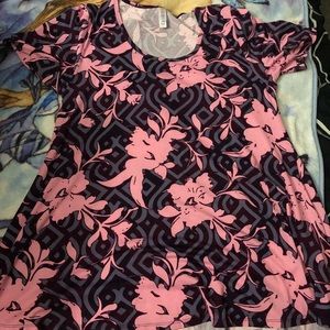 Large LuLaRoe Perfect T. Pink & Purple flower
